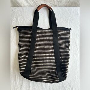 Bath and Body Works shopping tote purse black gold stripes